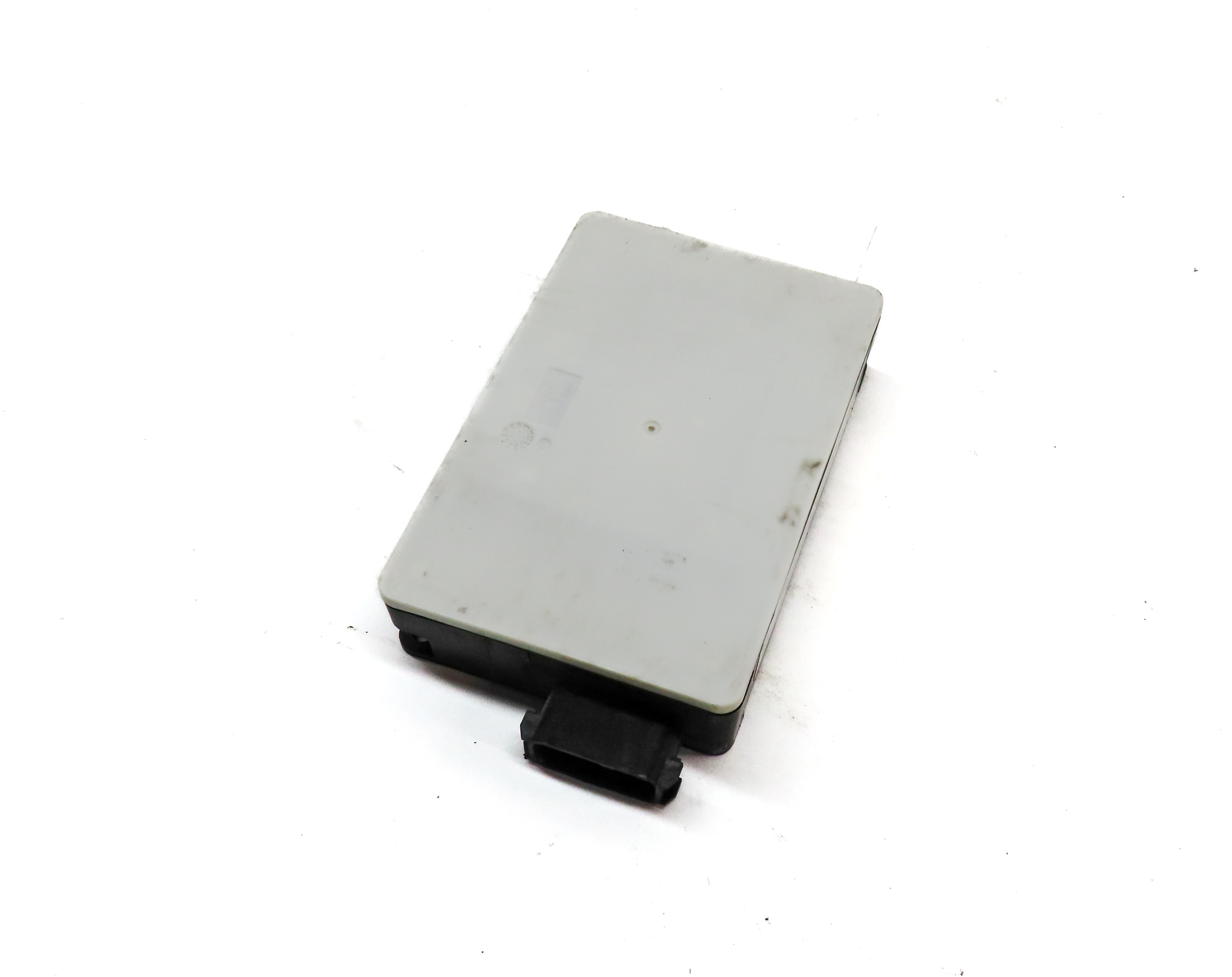 2010 MERCEDES S400 (W221) DRIVER ASSIST BLIND SPOT RADAR SENSOR CONTROL MODULE — exact item pictured
